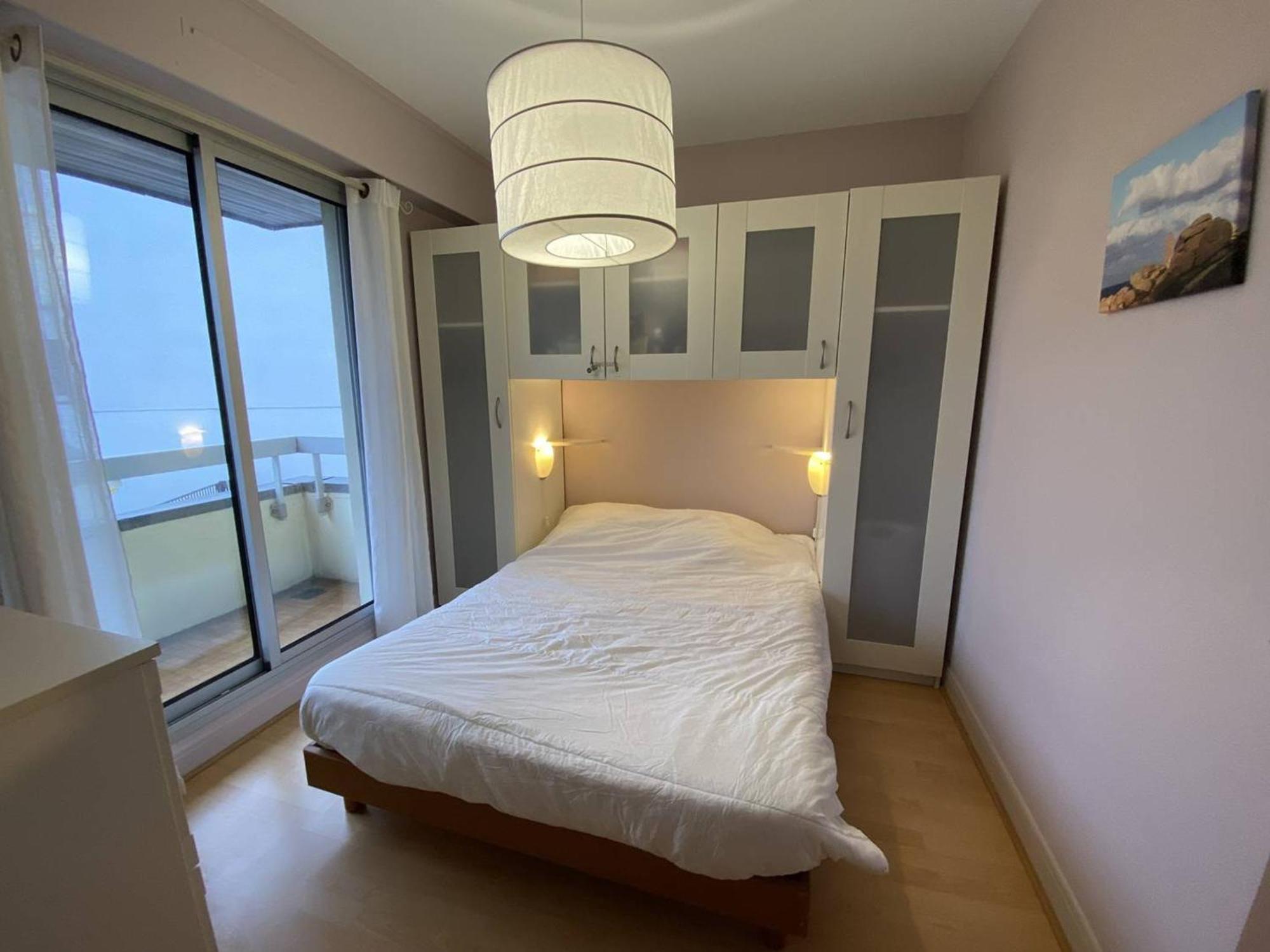 Renove A 20m De La Trestraou, 2 Ch, Court Sejour Possible, Animal Accepte - Fr-1-368-444 Perros-Guirec