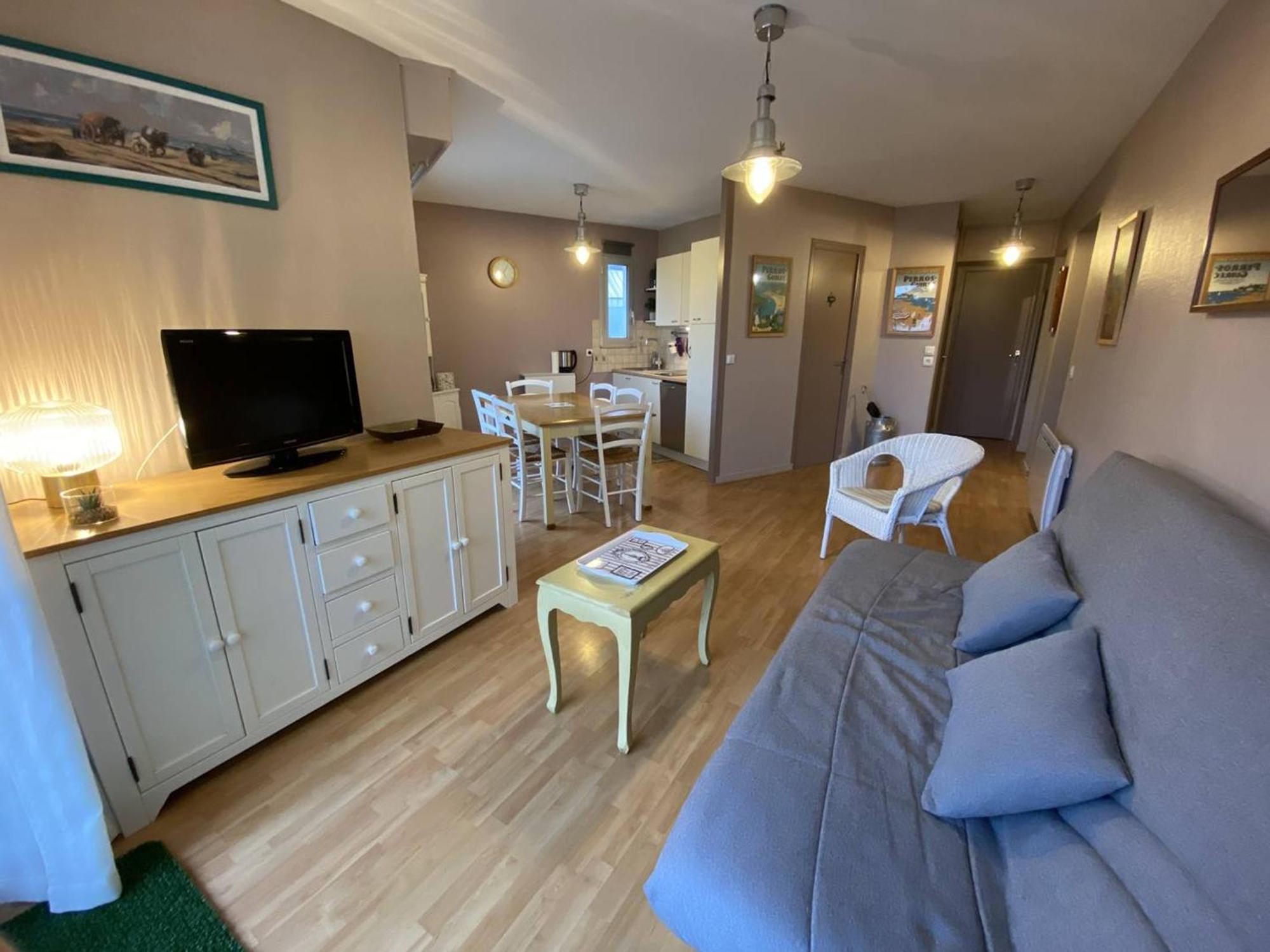 Renove A 20m De La Trestraou, 2 Ch, Court Sejour Possible, Animal Accepte - Fr-1-368-444 *